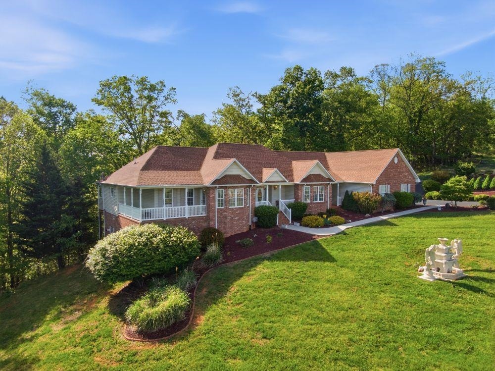 336 Riverbend Drive, Pearisburg, VA 24134