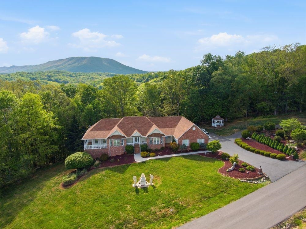 336 Riverbend Drive, Pearisburg, VA 24134