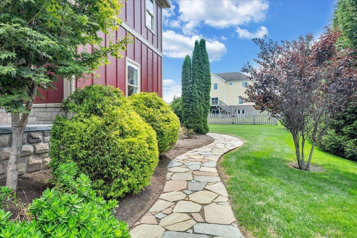 902 Petra Pass, Blacksburg, VA 24060