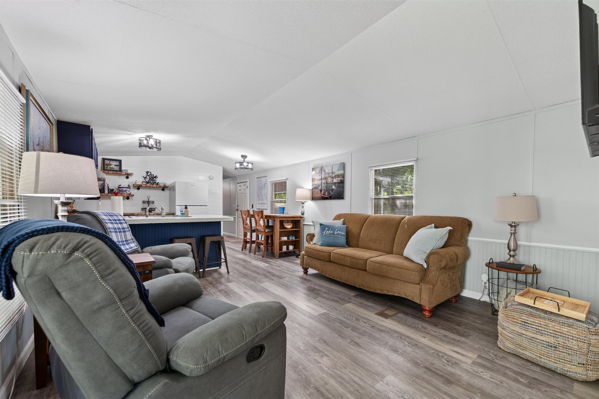 7057 Waterview Lane, Radford, VA 24141