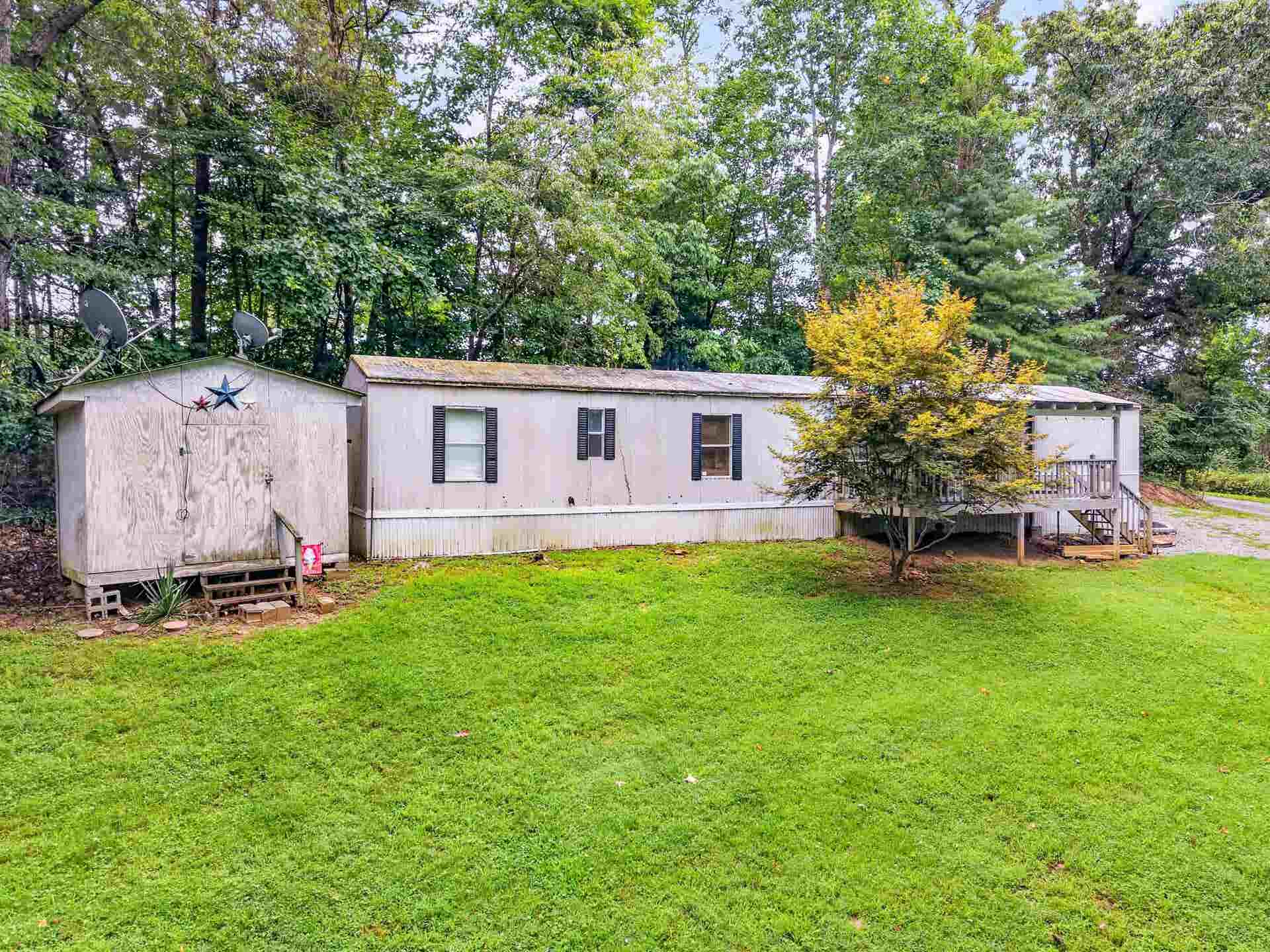 7057 Waterview Lane, Radford, VA 24141