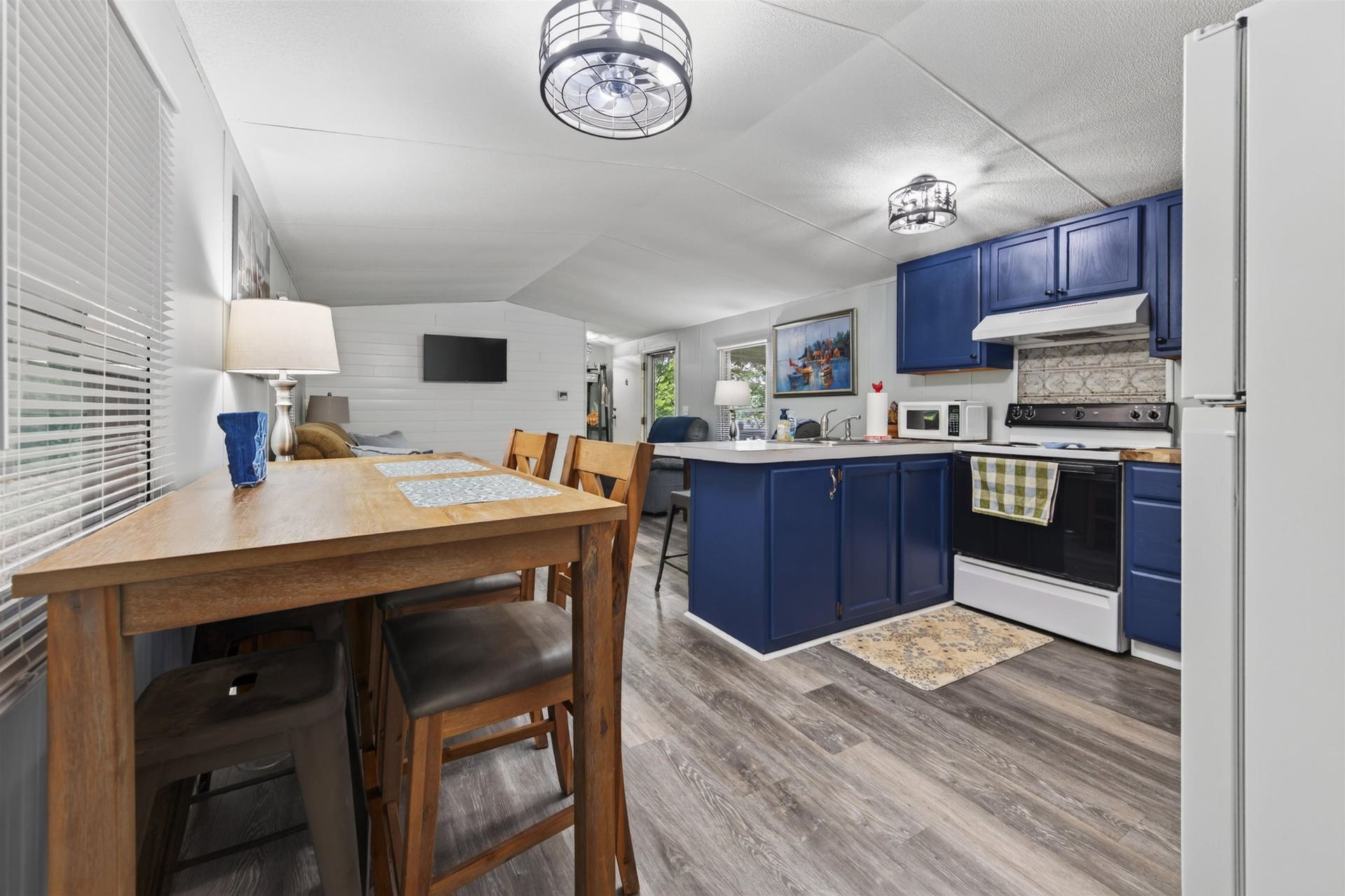 7057 Waterview Lane, Radford, VA 24141