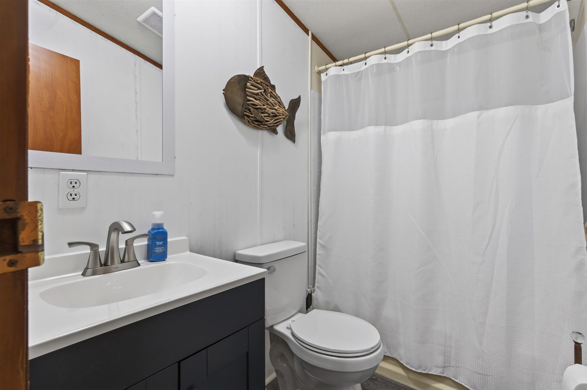 7057 Waterview Lane, Radford, VA 24141