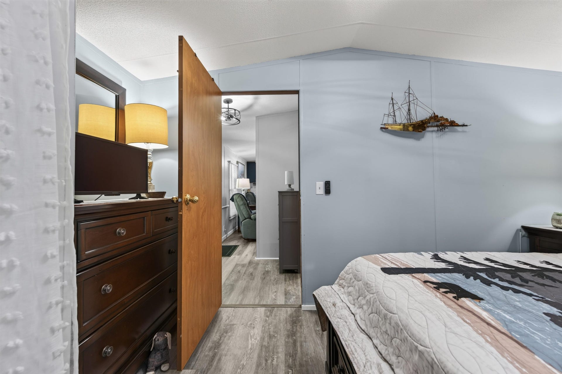 7057 Waterview Lane, Radford, VA 24141