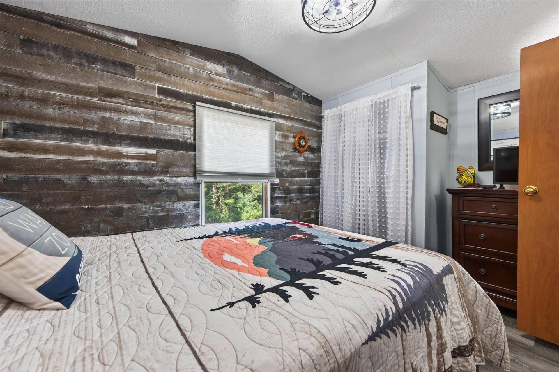 7057 Waterview Lane, Radford, VA 24141