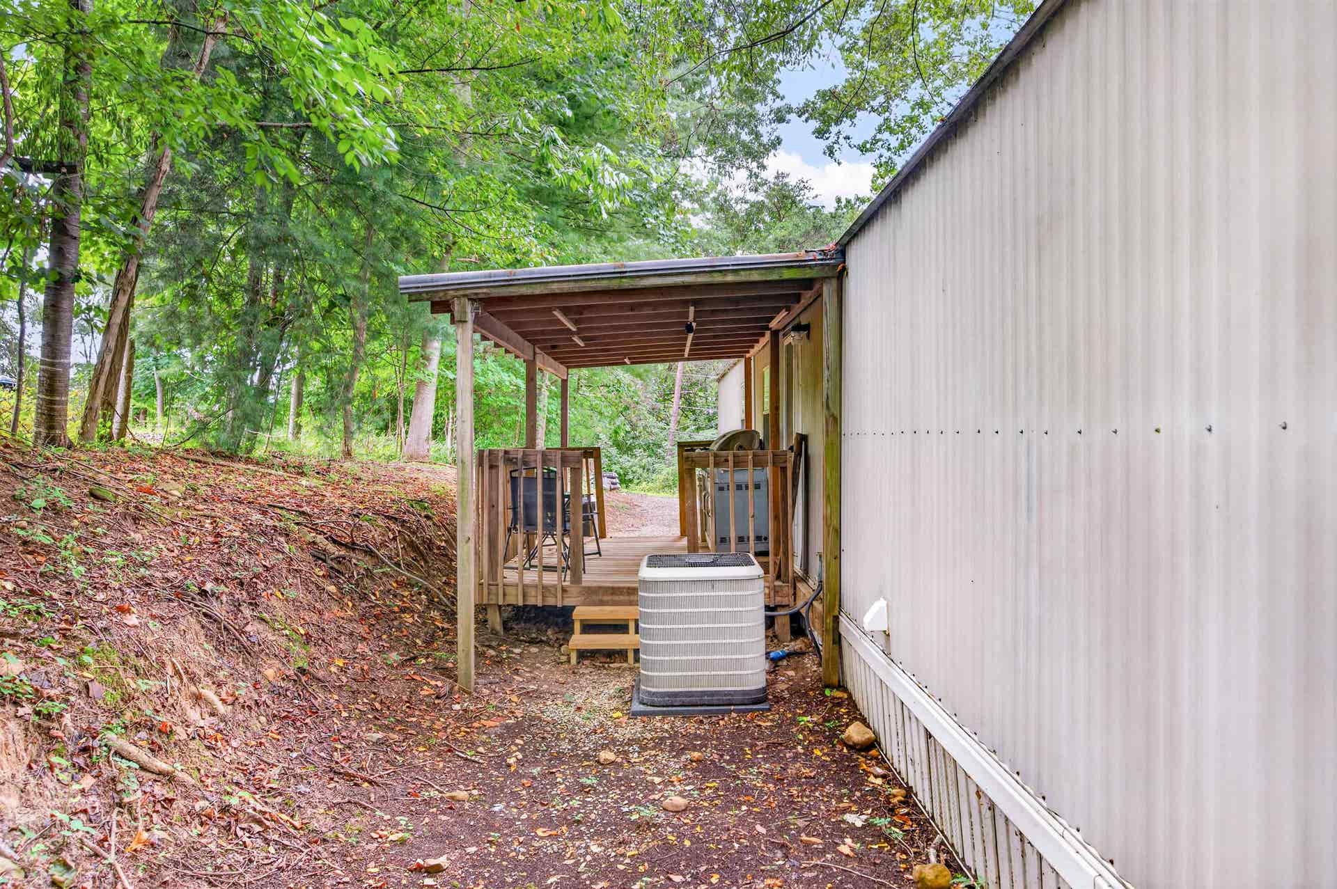 7057 Waterview Lane, Radford, VA 24141