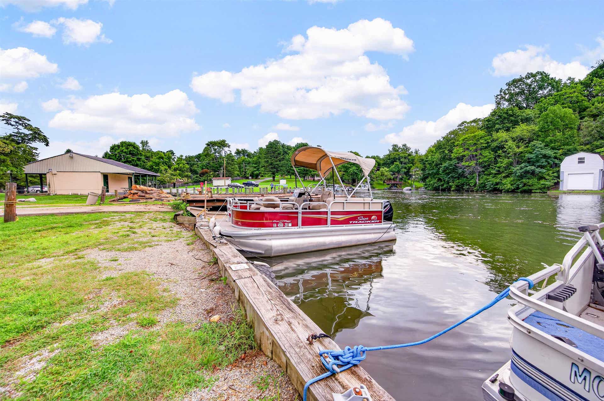7057 Waterview Lane, Radford, VA 24141