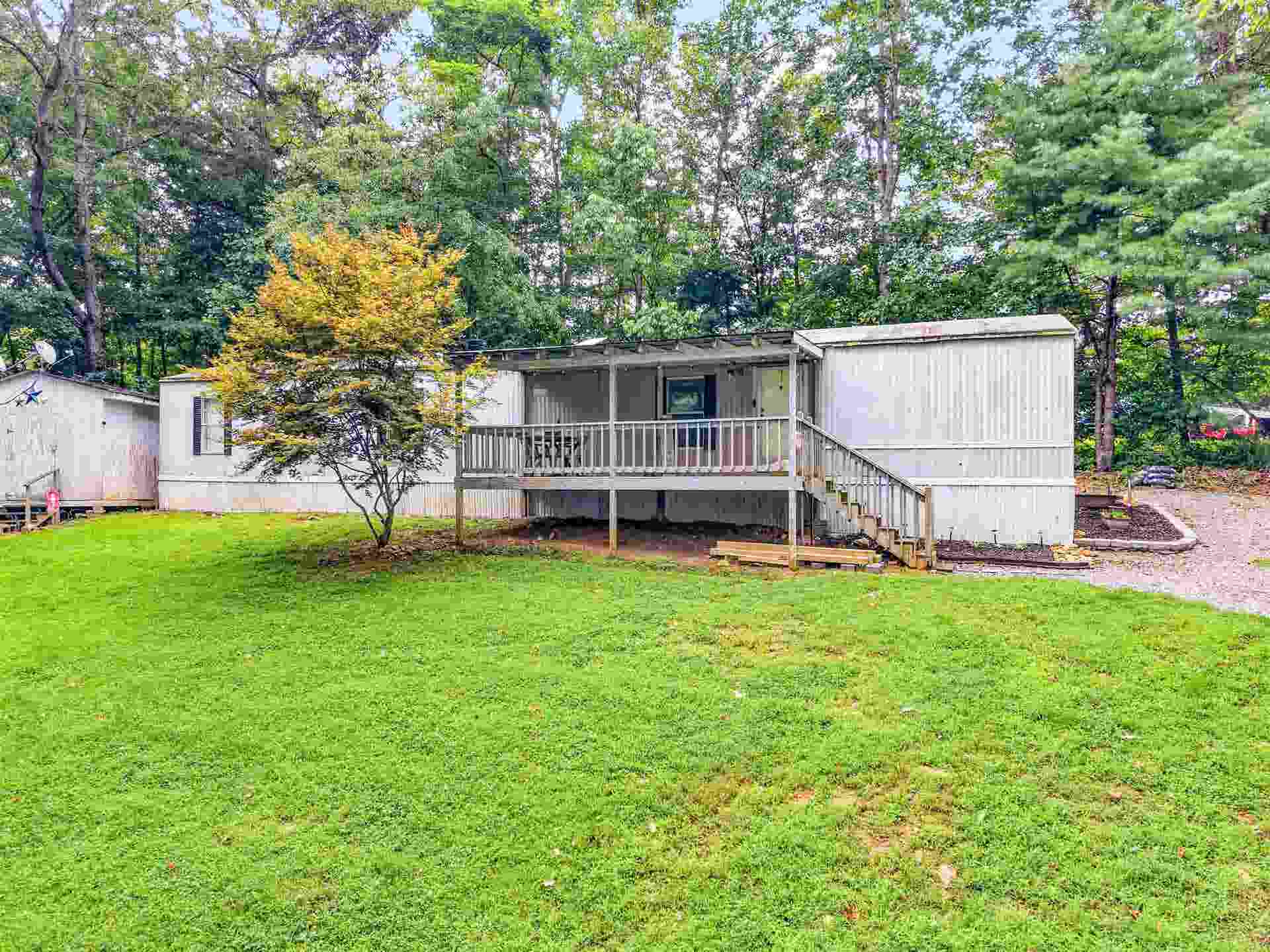 7057 Waterview Lane, Radford, VA 24141
