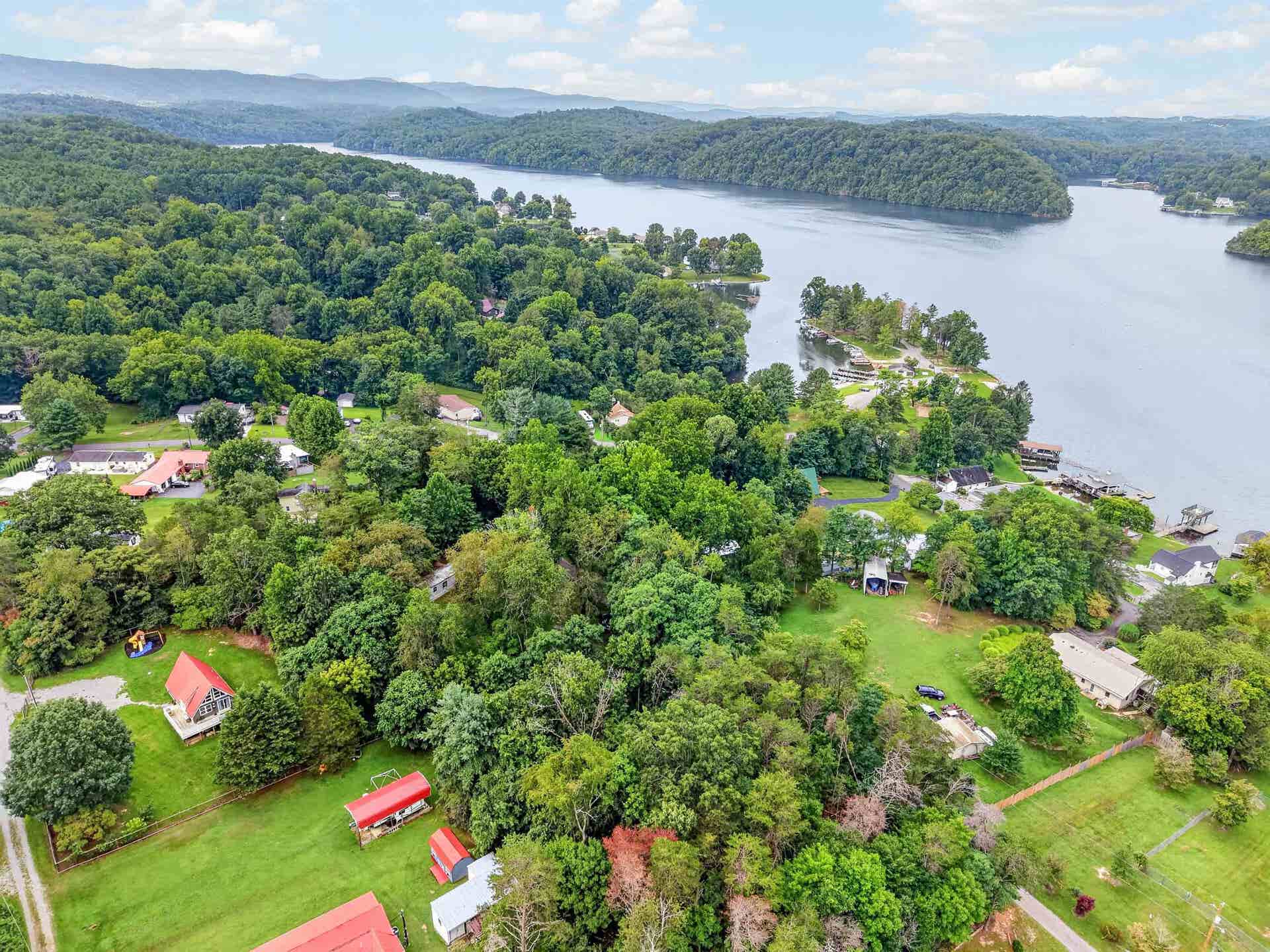 7057 Waterview Lane, Radford, VA 24141