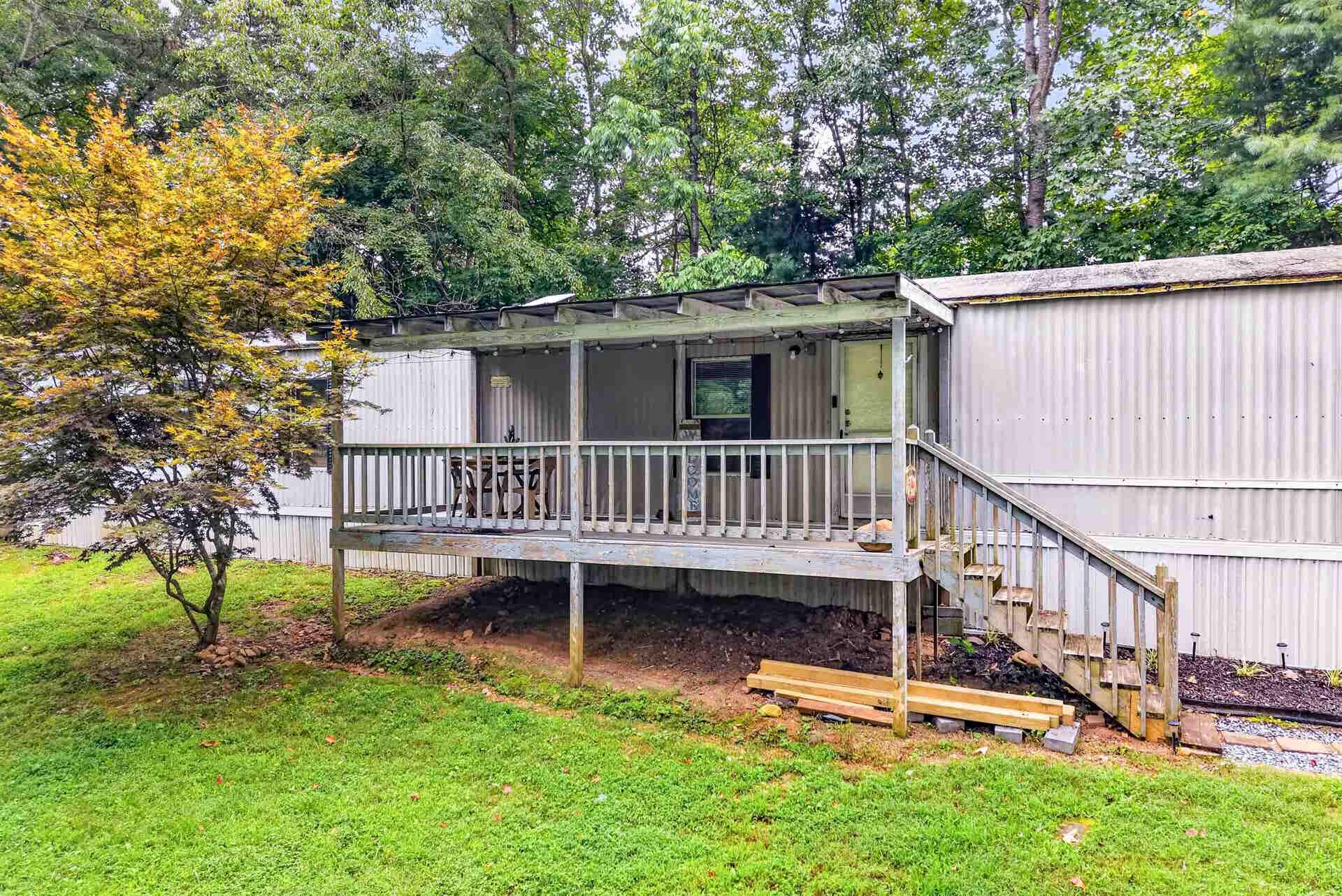 7057 Waterview Lane, Radford, VA 24141