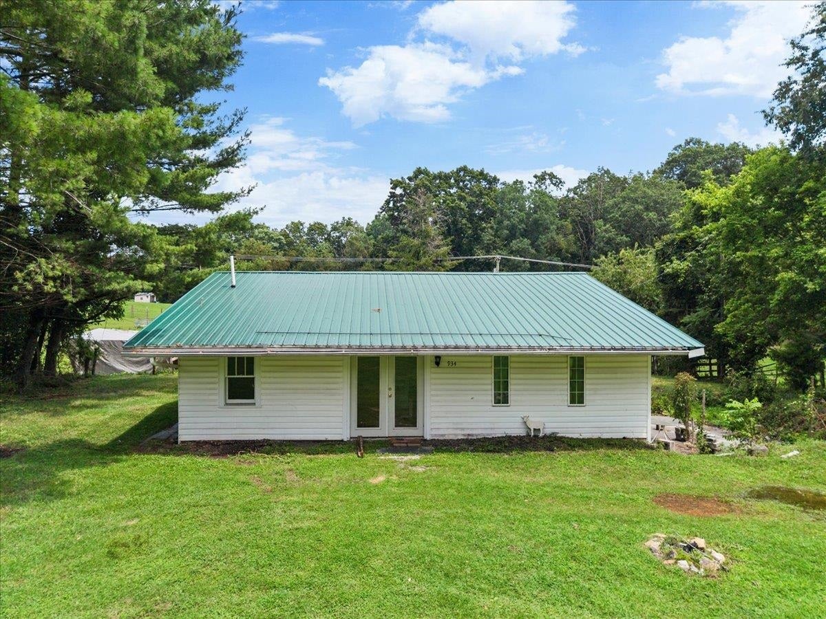 934 Council Lane, Blacksburg, VA 24060