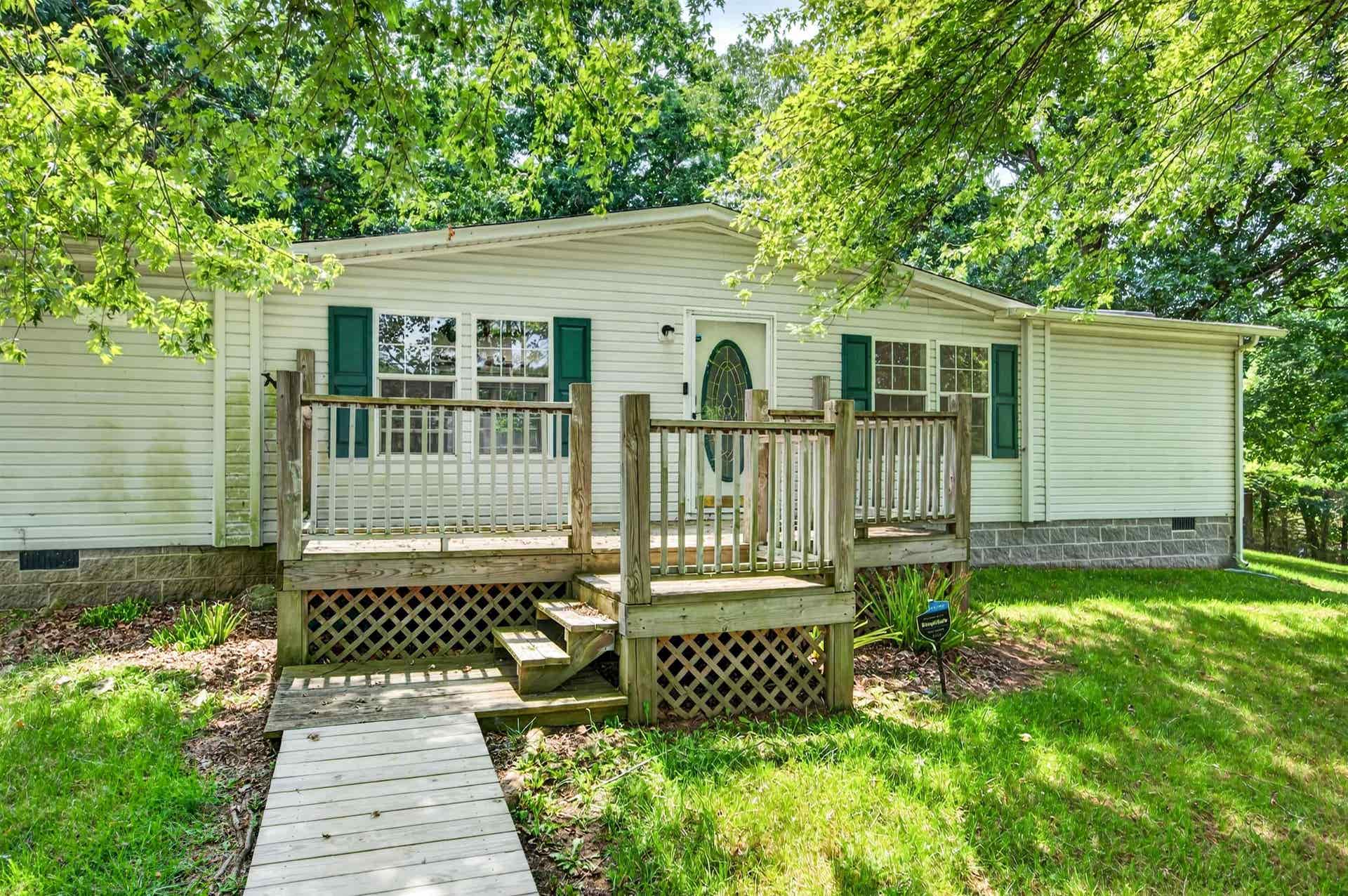 884 Martin Drive, Blacksburg, VA 24060