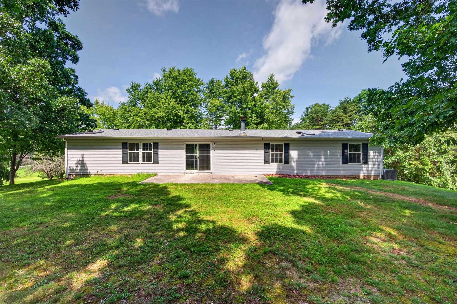 884 Martin Drive, Blacksburg, VA 24060