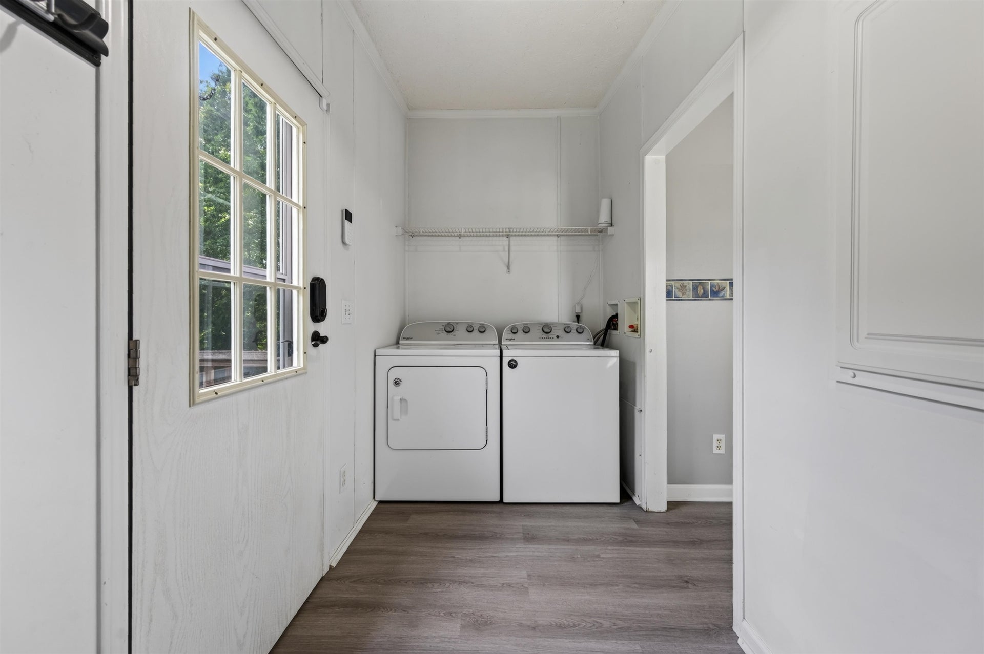Washer & dryer included in sale