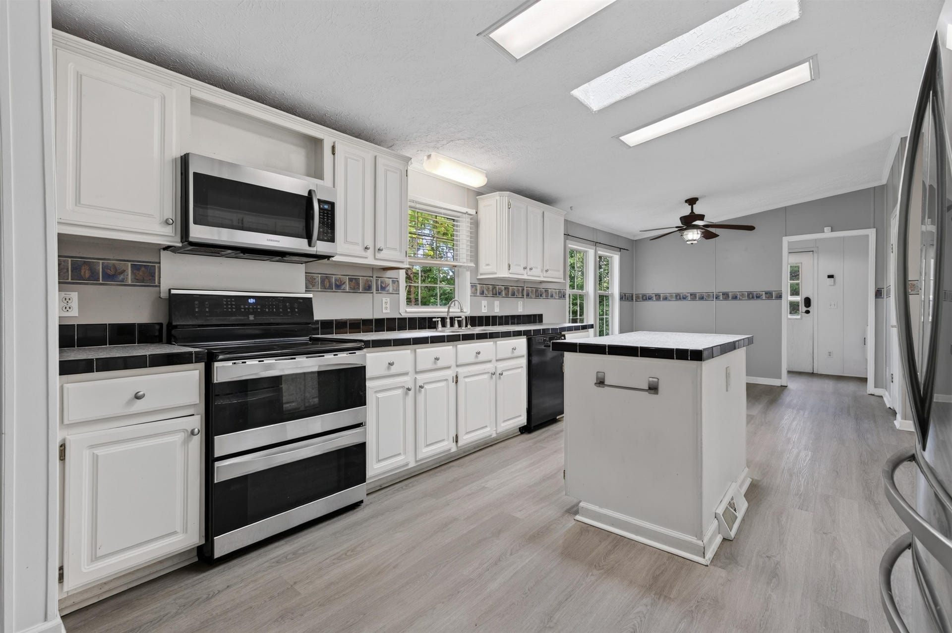 884 Martin Drive, Blacksburg, VA 24060
