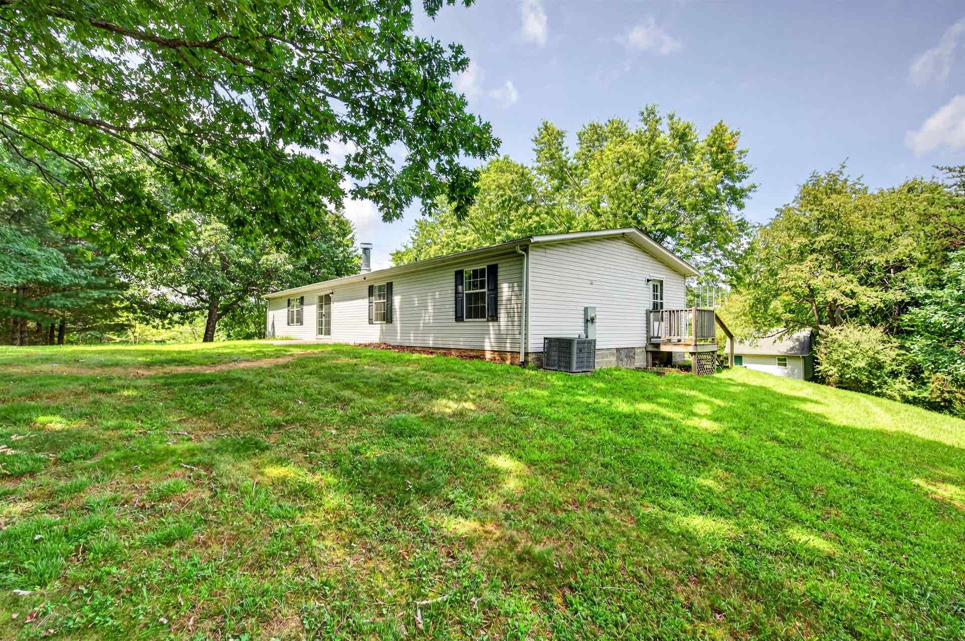 884 Martin Drive, Blacksburg, VA 24060