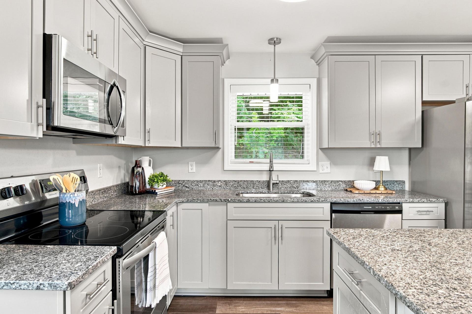 2221 POFF Court, Christiansburg, VA 24073