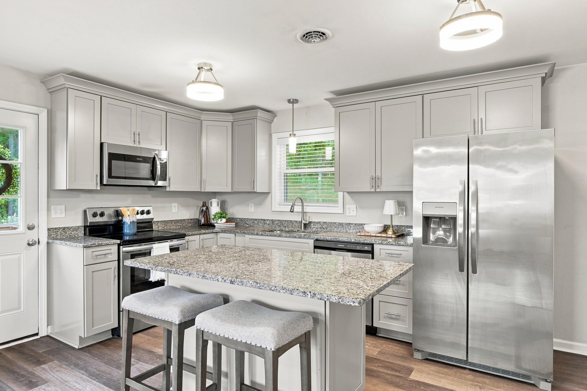 2221 POFF Court, Christiansburg, VA 24073
