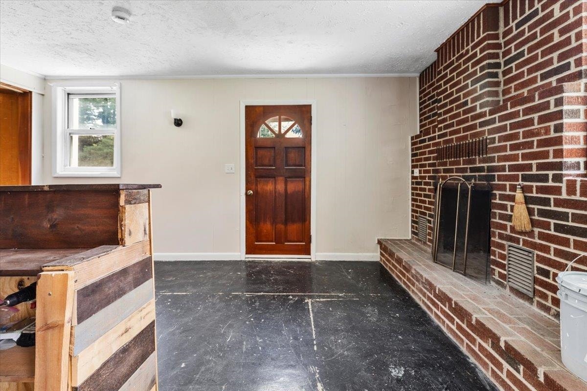 135 Griggs Street, Christiansburg, VA 24073