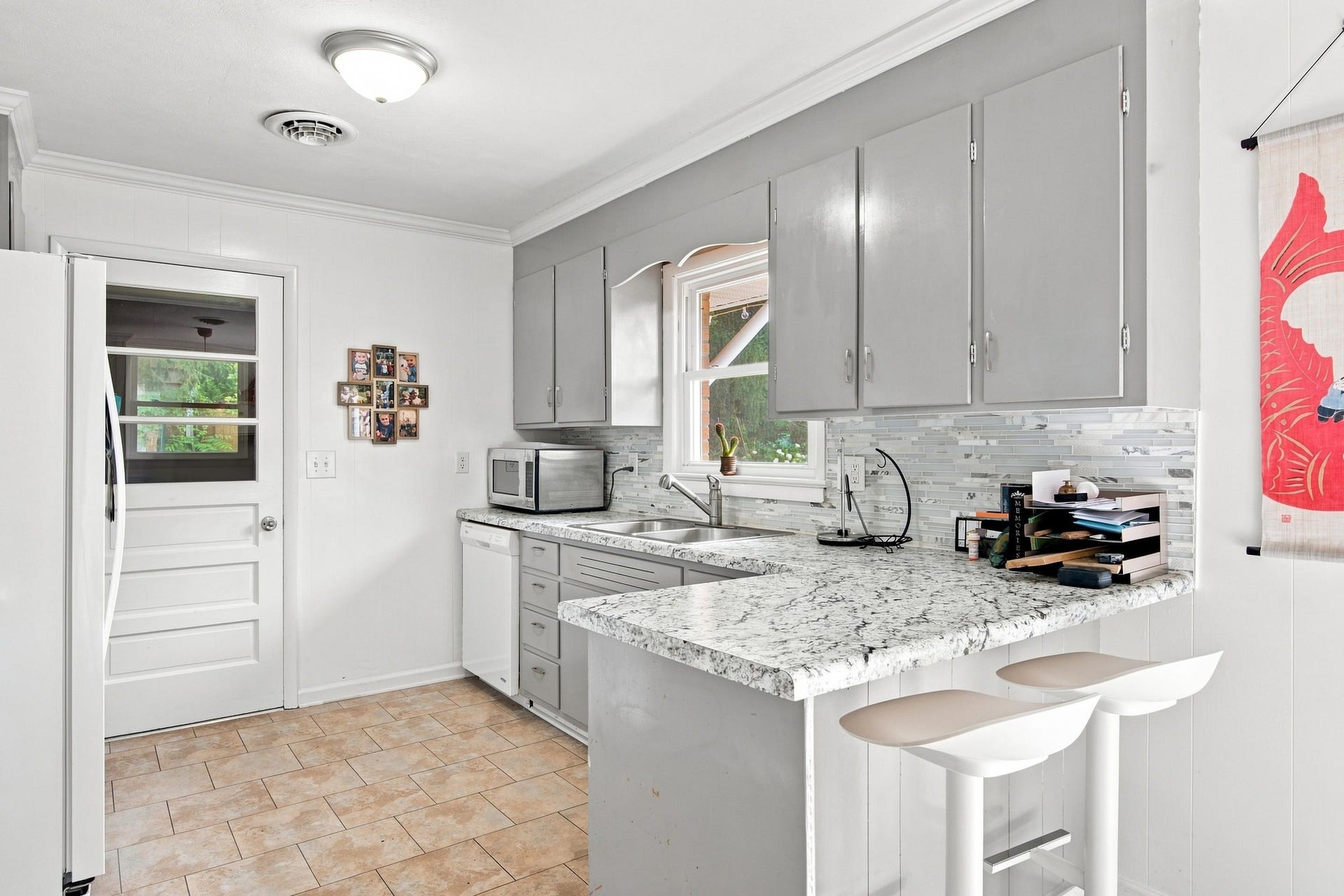 325 Cheverly Drive, Christiansburg, VA 24073