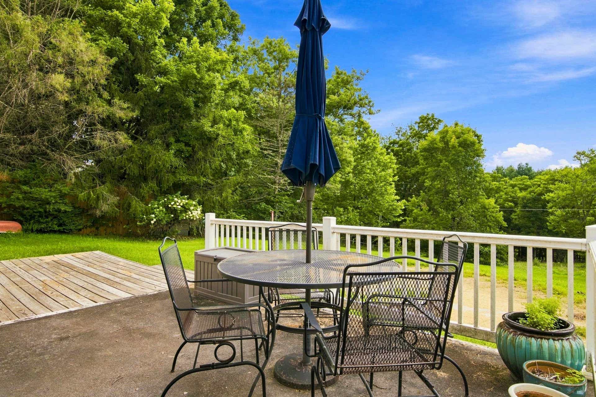 325 Cheverly Drive, Christiansburg, VA 24073