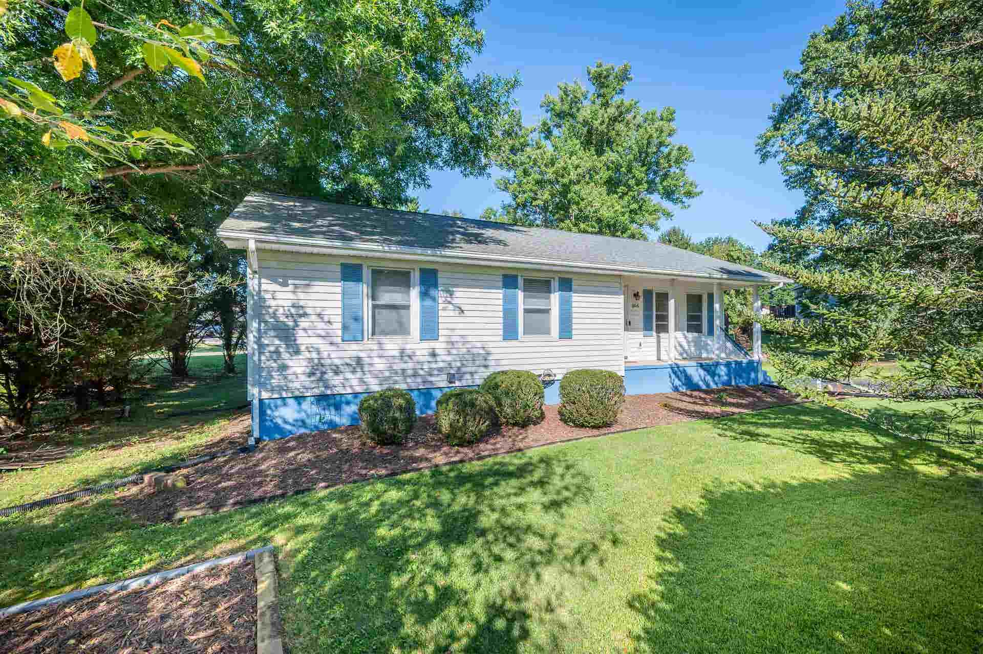 2116 CHARLTON Lane, Radford, VA 24141
