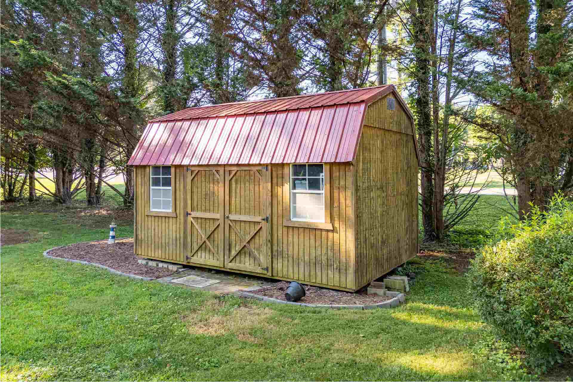 2116 CHARLTON Lane, Radford, VA 24141