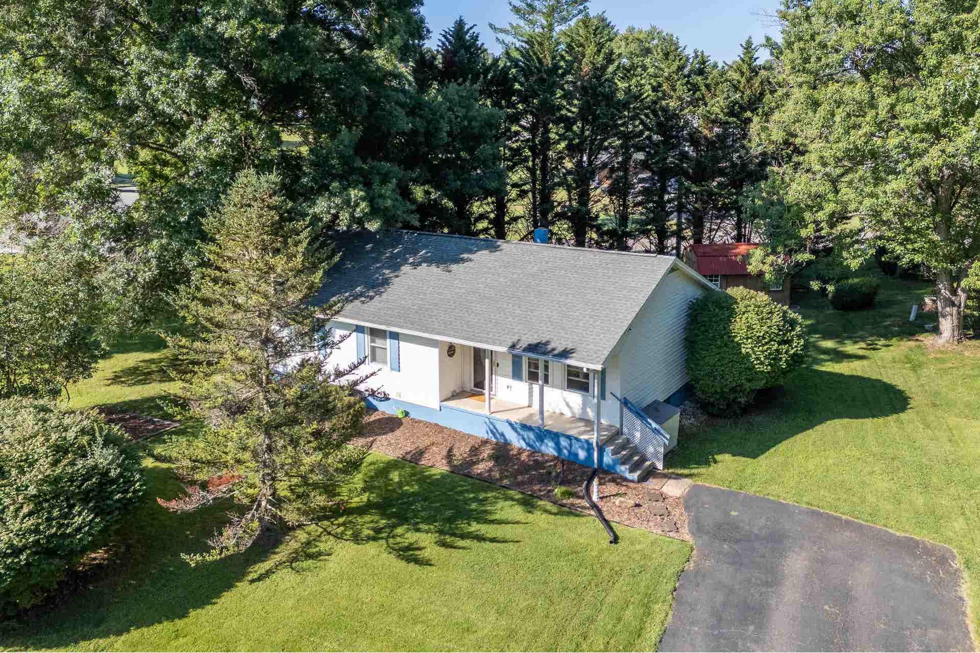 2116 CHARLTON Lane, Radford, VA 24141