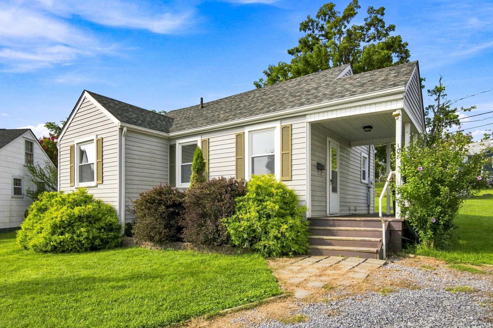 108 Jackson Circle, Radford, VA 24141
