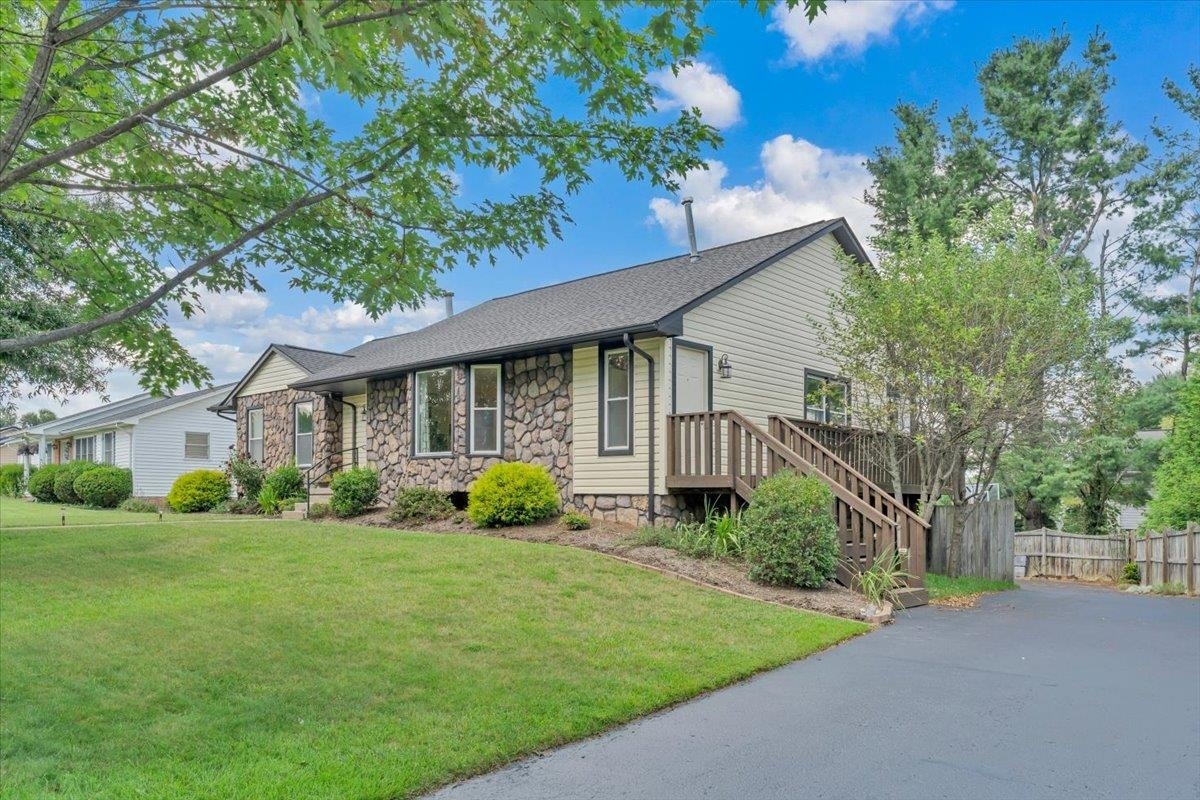 1280 Tranquility Viaduct, Christiansburg, VA 24073