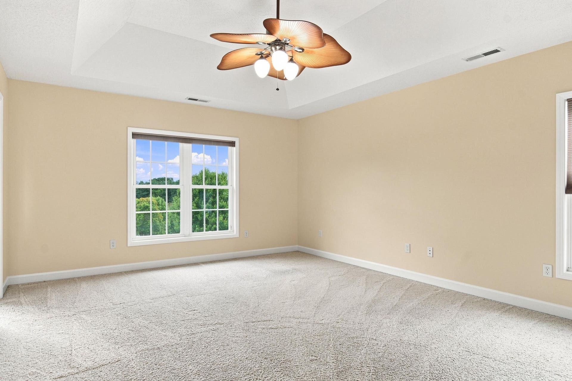8139 River Course Drive, Radford, VA 24141