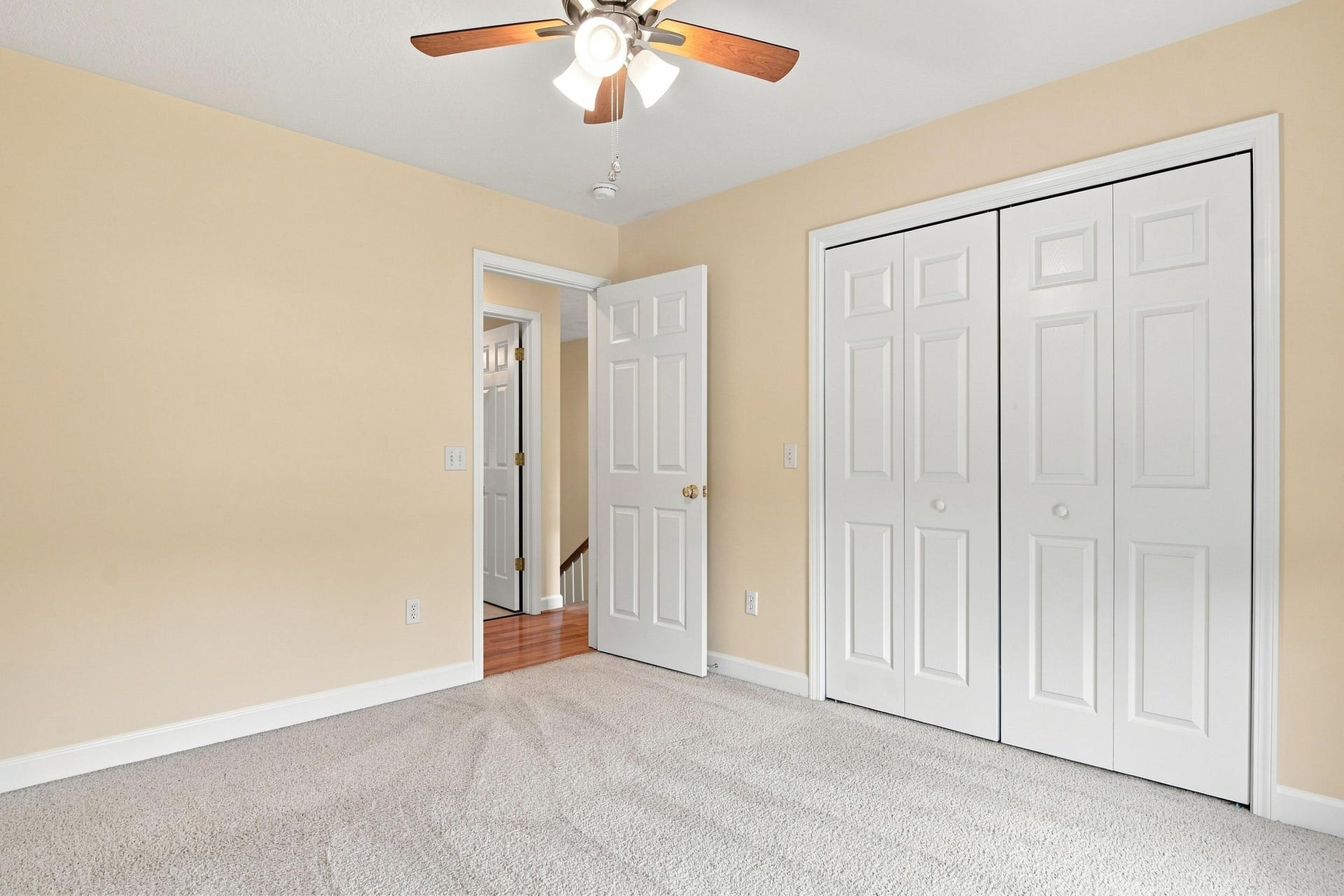 8139 River Course Drive, Radford, VA 24141