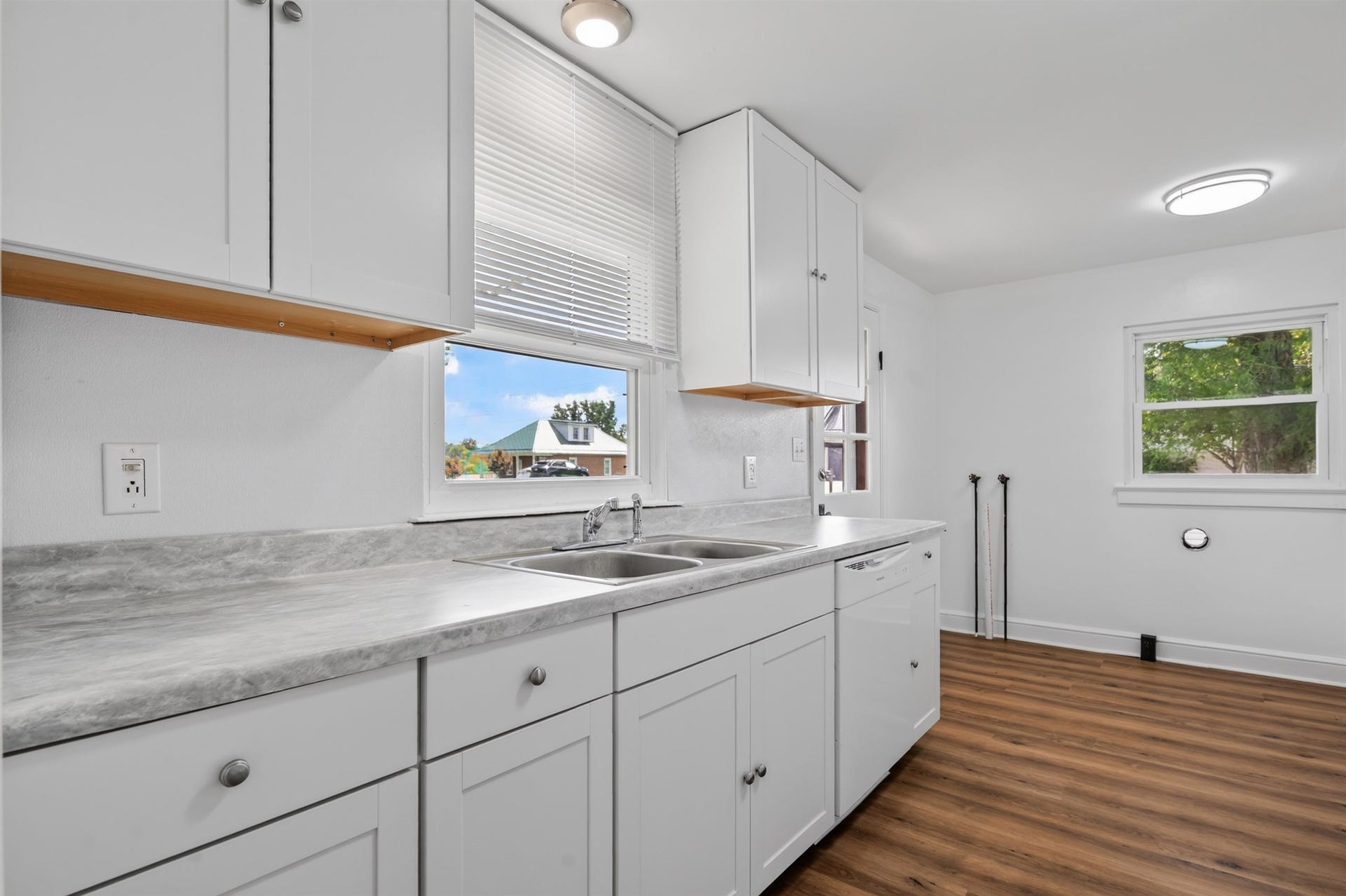 203 TAYLOR Street, Radford, VA 24141