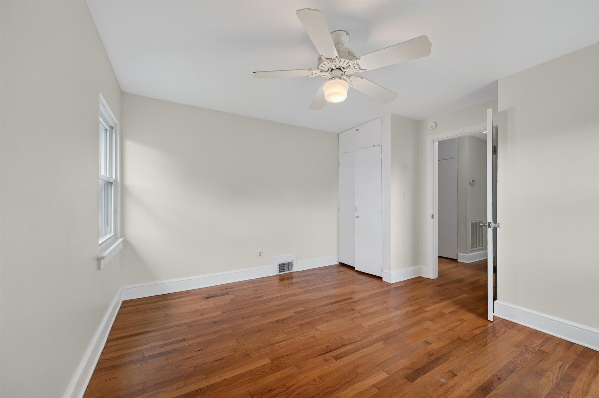 203 TAYLOR Street, Radford, VA 24141