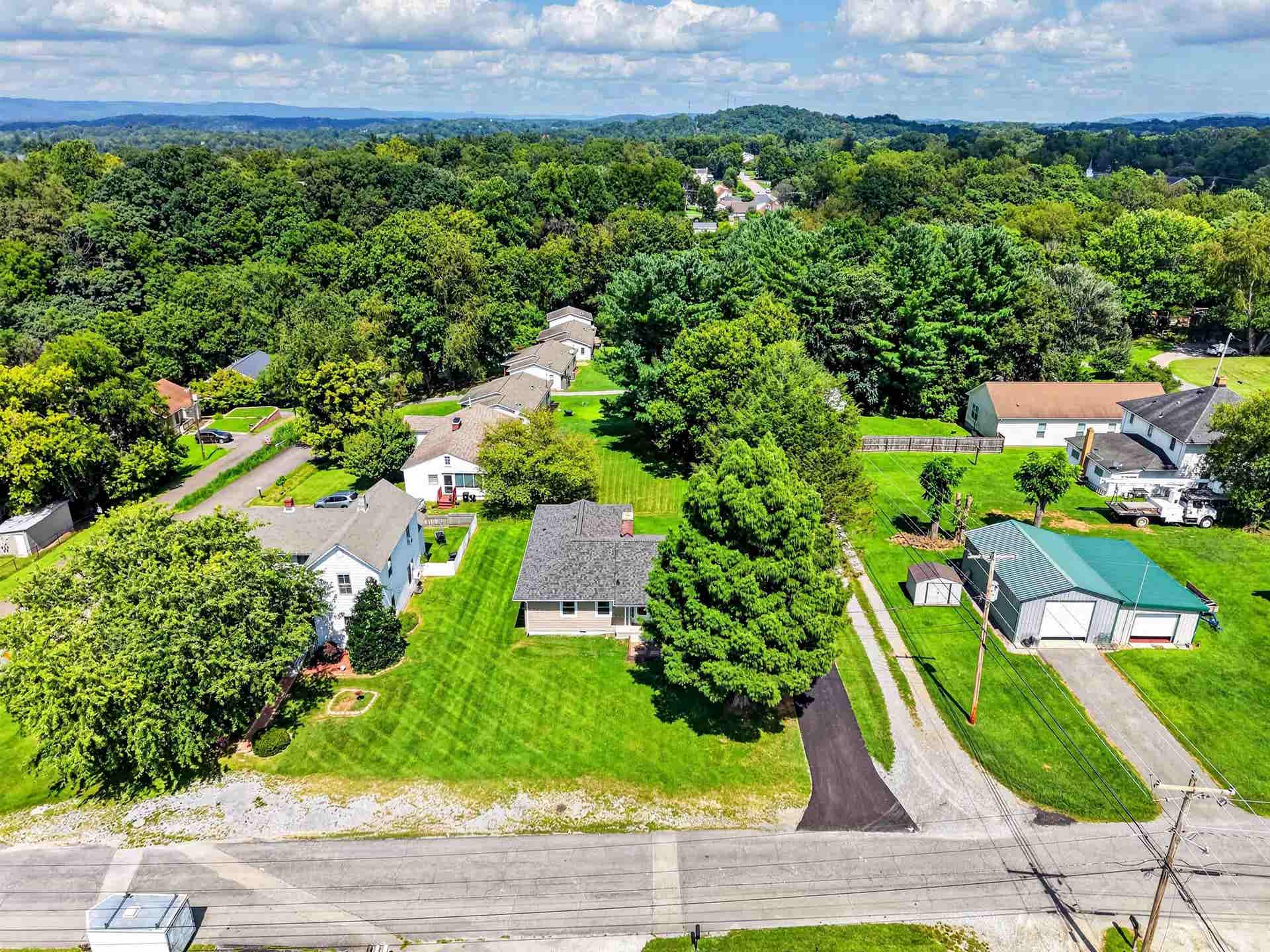 203 TAYLOR Street, Radford, VA 24141