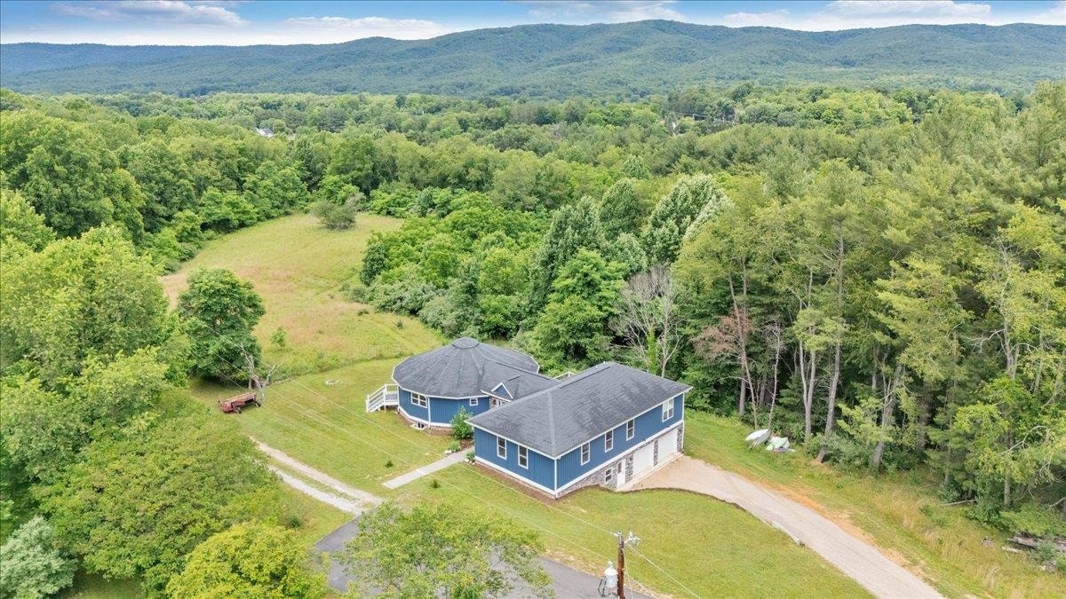 3202 Mathews Lane, Blacksburg, VA 24060