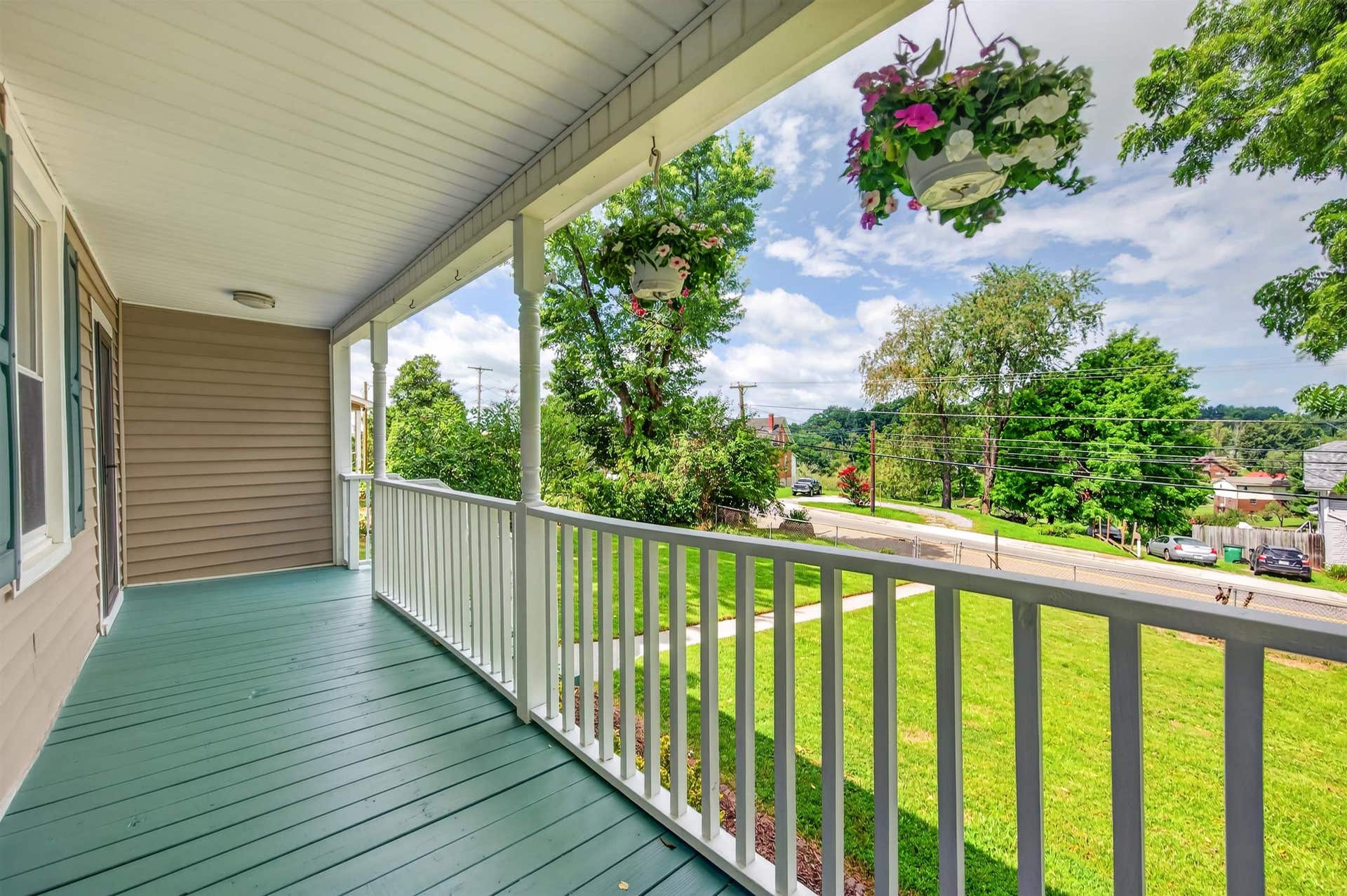 1220 Cambria Street, Christiansburg, VA 24073