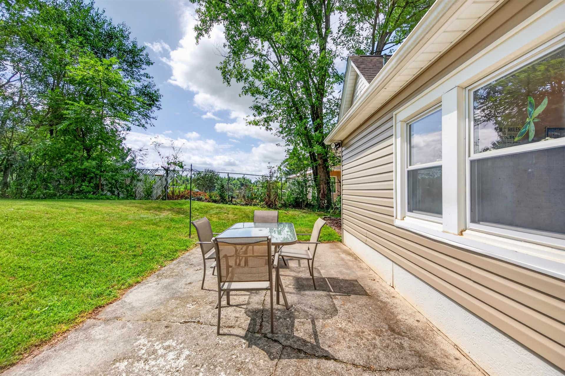 1220 Cambria Street, Christiansburg, VA 24073