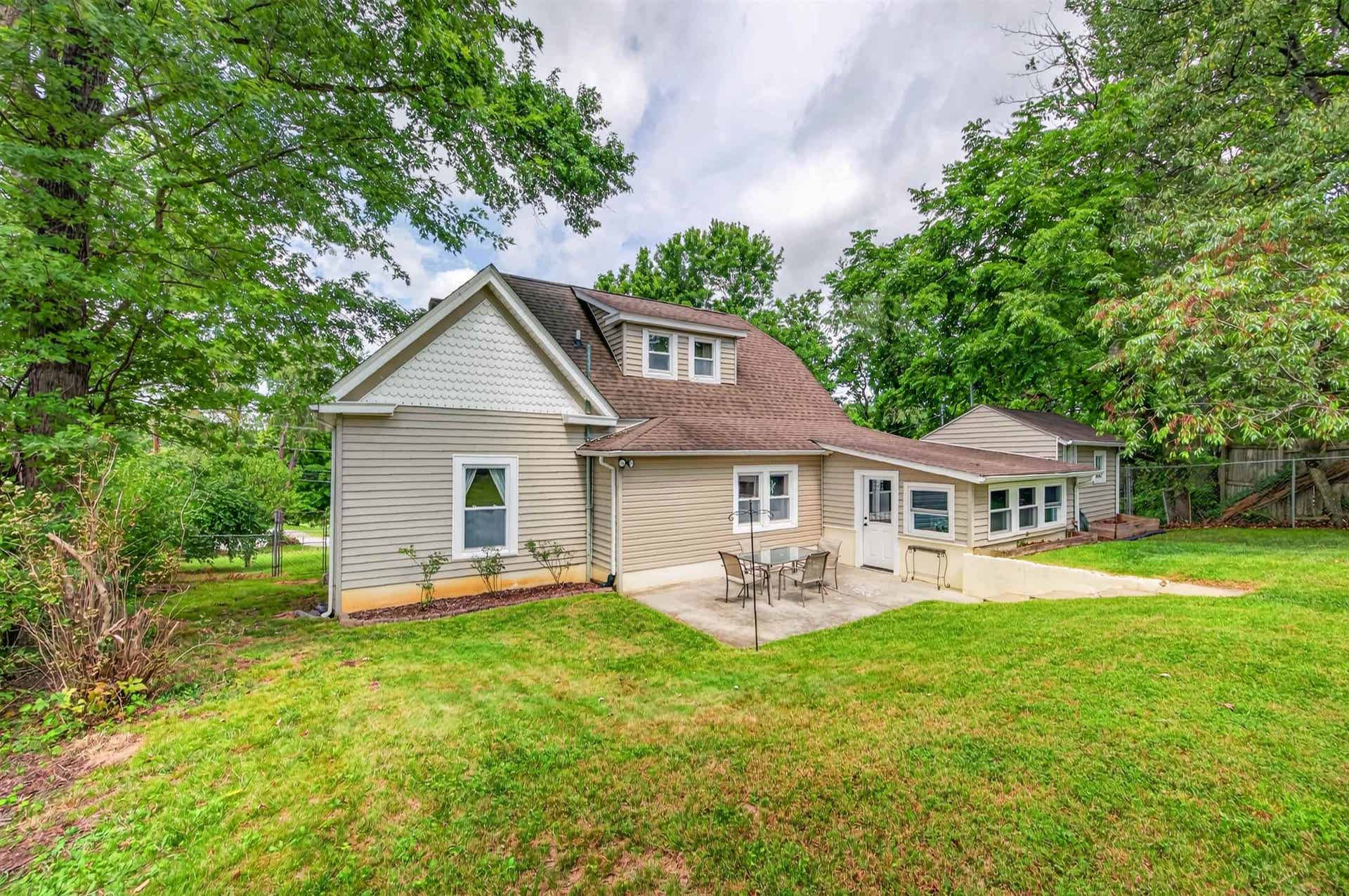 1220 Cambria Street, Christiansburg, VA 24073