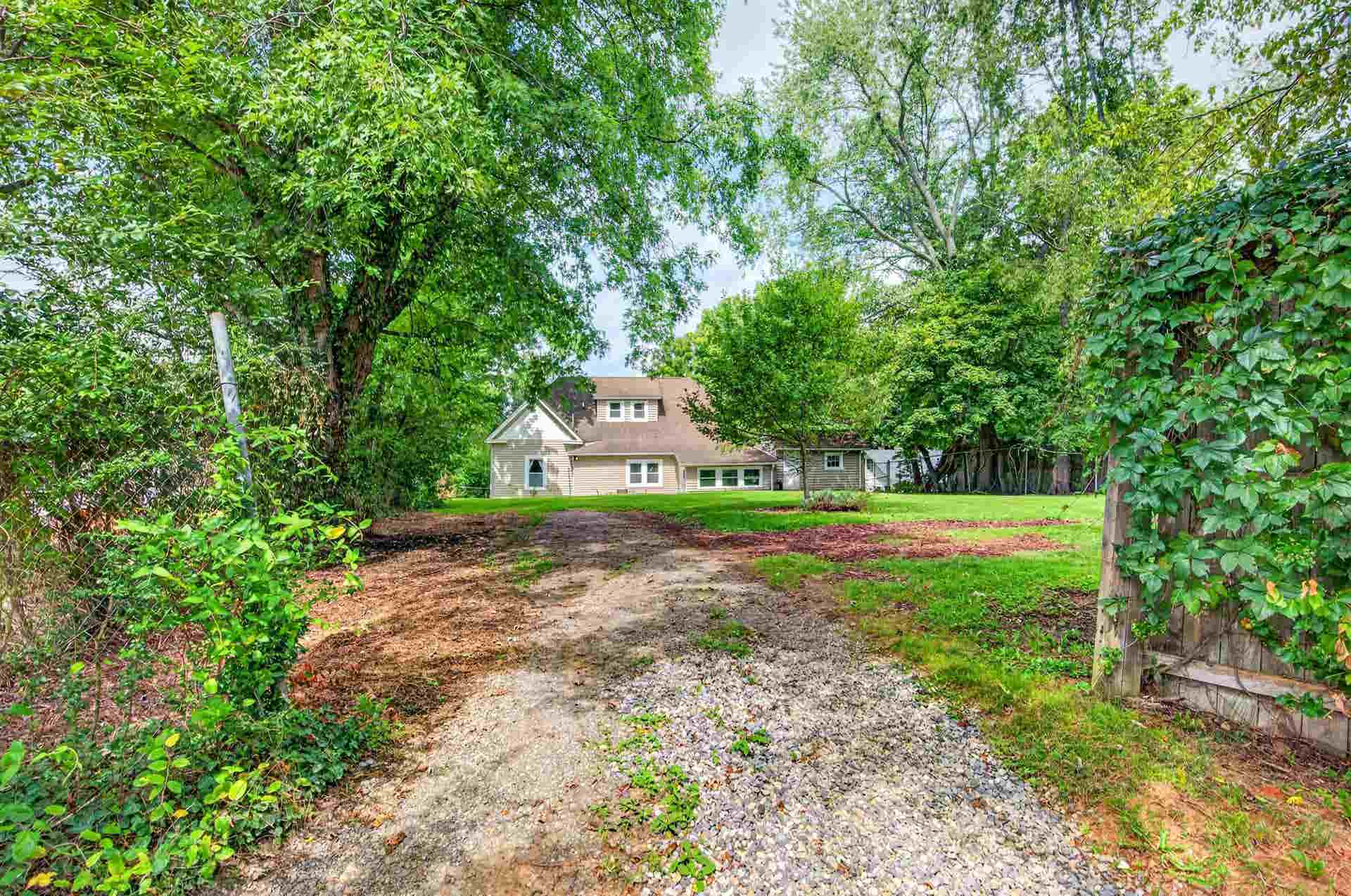 1220 Cambria Street, Christiansburg, VA 24073