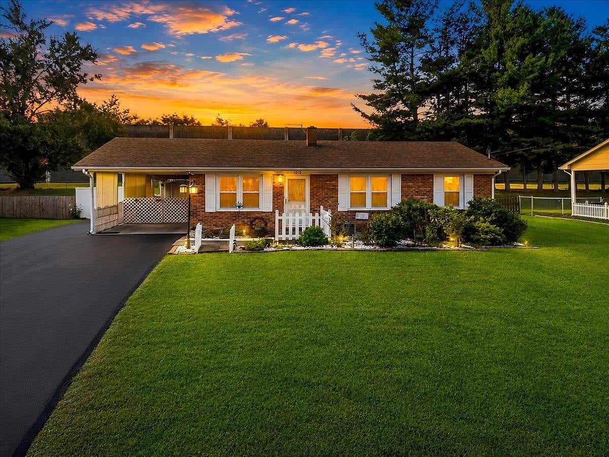 1015 READING Road, Christiansburg, VA 24073