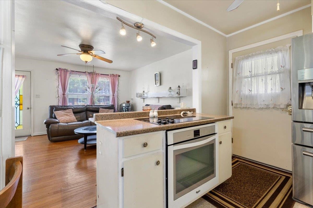 1015 READING Road, Christiansburg, VA 24073