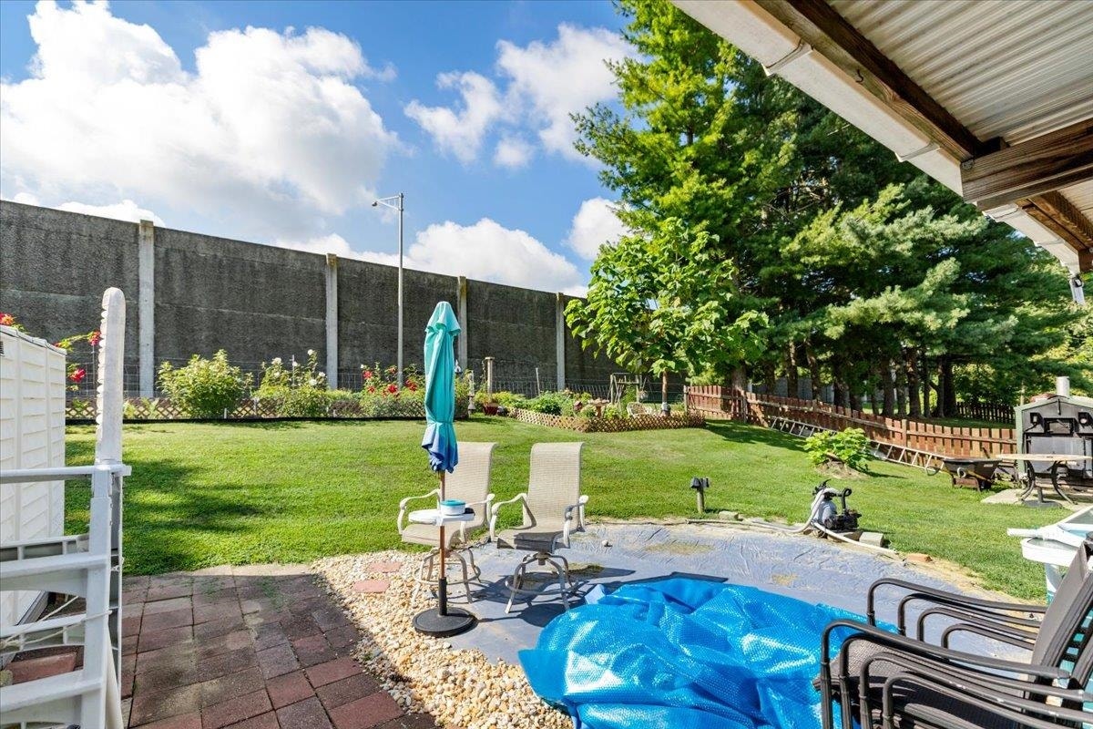 1015 READING Road, Christiansburg, VA 24073