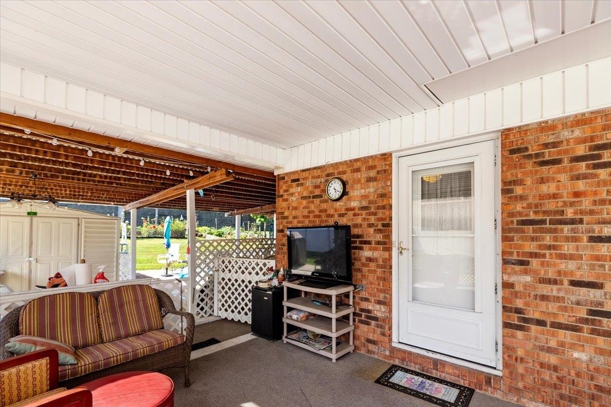 1015 READING Road, Christiansburg, VA 24073