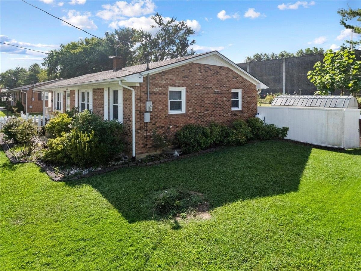 1015 READING Road, Christiansburg, VA 24073