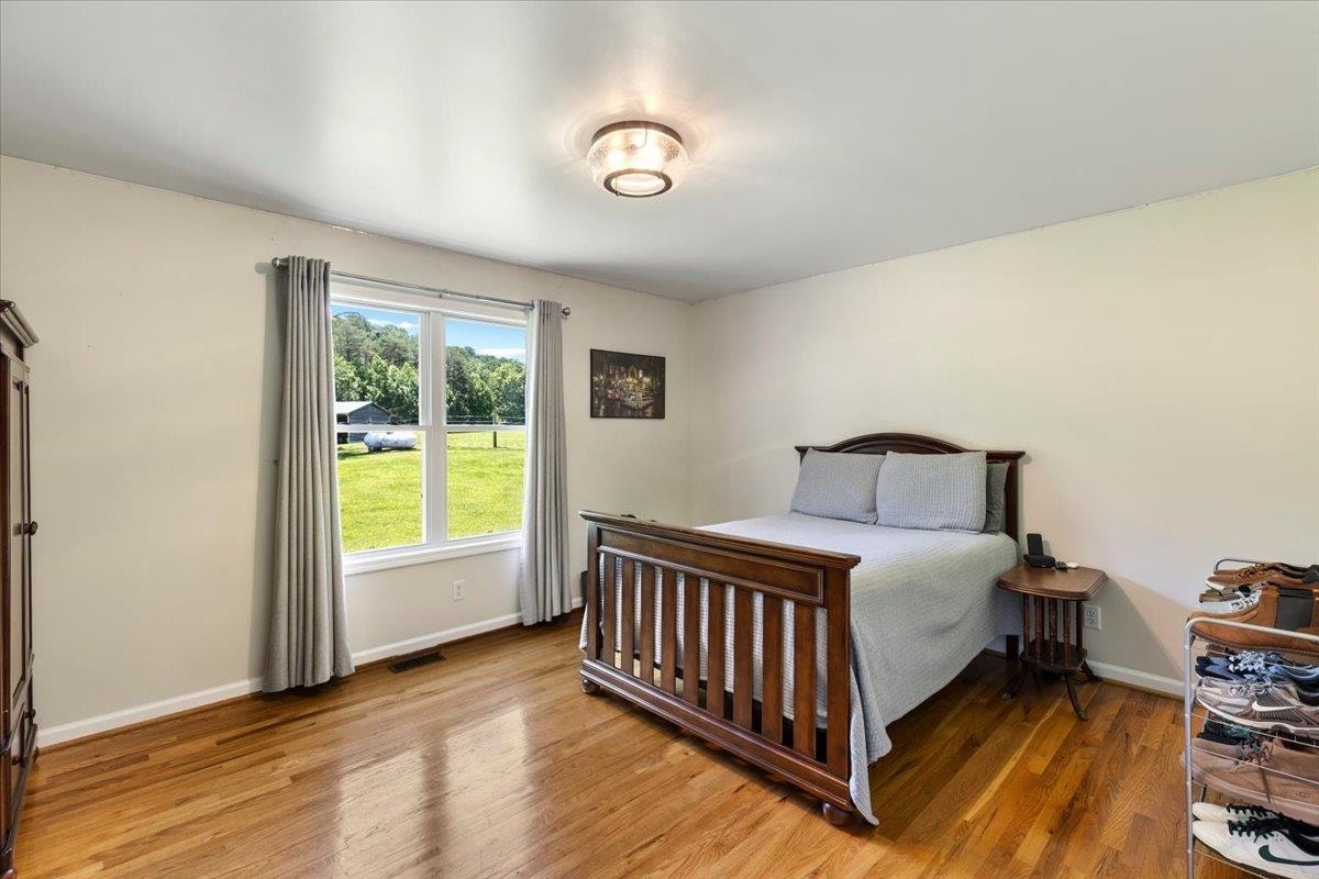398 Penvir Street, Narrows, VA 24124