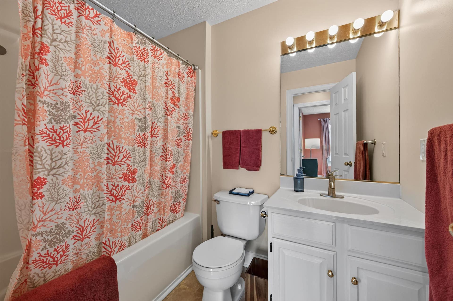 230 Silver Leaf Drive, Christiansburg, VA 24073