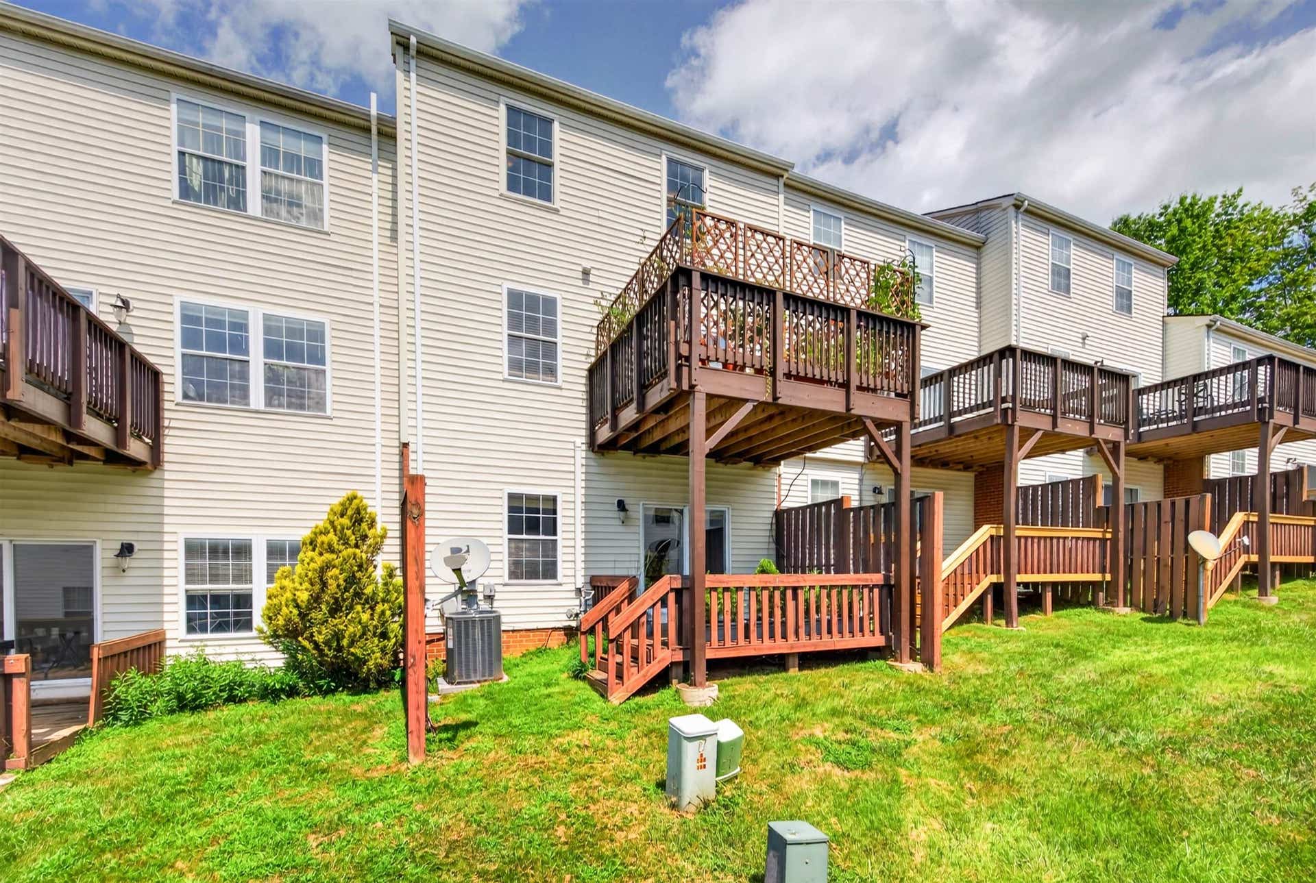 230 Silver Leaf Drive, Christiansburg, VA 24073