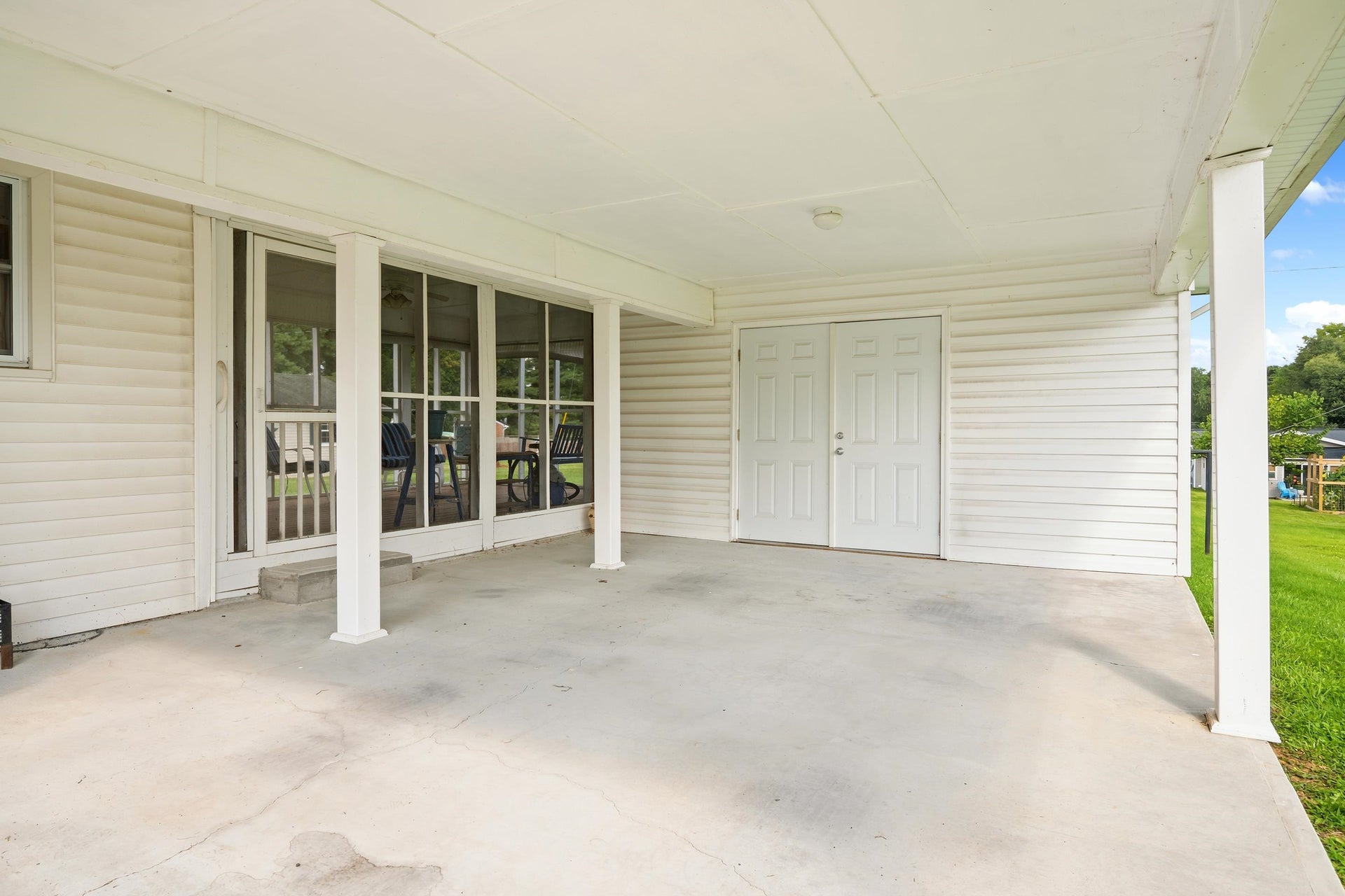 713 Ninth Street, Radford, VA 24141
