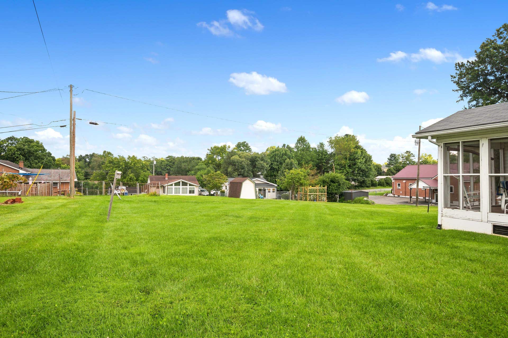 713 Ninth Street, Radford, VA 24141